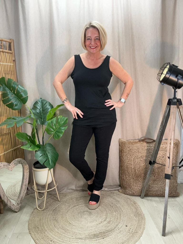 Basic Scoop Neck Layering Vest Be You Lifestyle Boutique One Size / Black