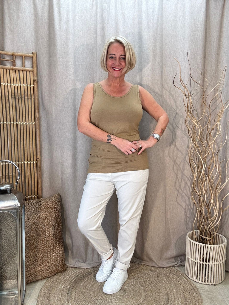 Basic Scoop Neck Layering Vest - Wardrobe Essential Be You Lifestyle Boutique One Size / Camel