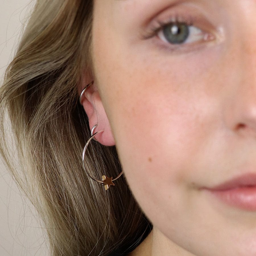 Single Star Round Hoop Earrings By POM Gift 03921 POM